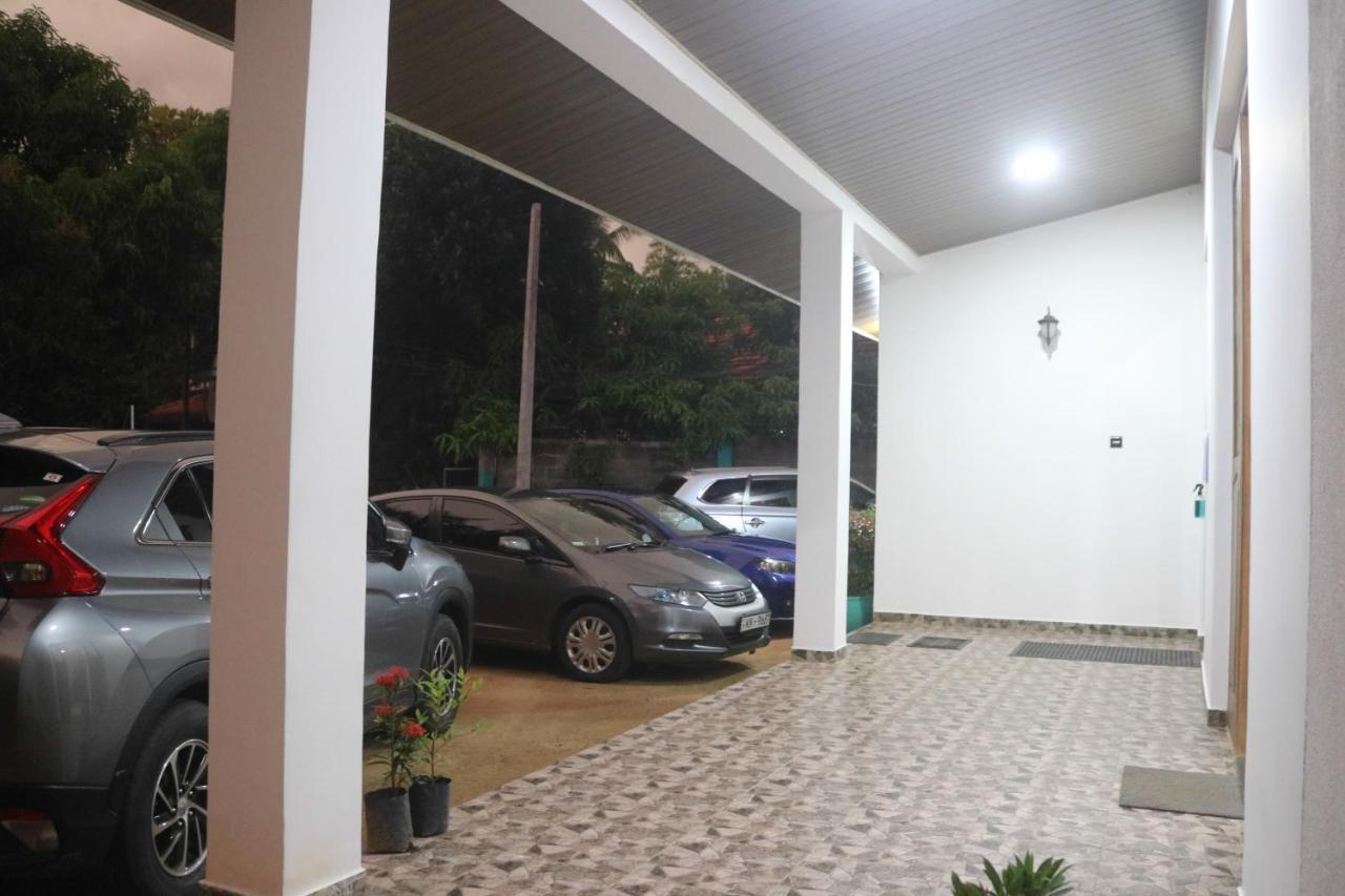 Divine Villa Anuradhapura Esterno foto