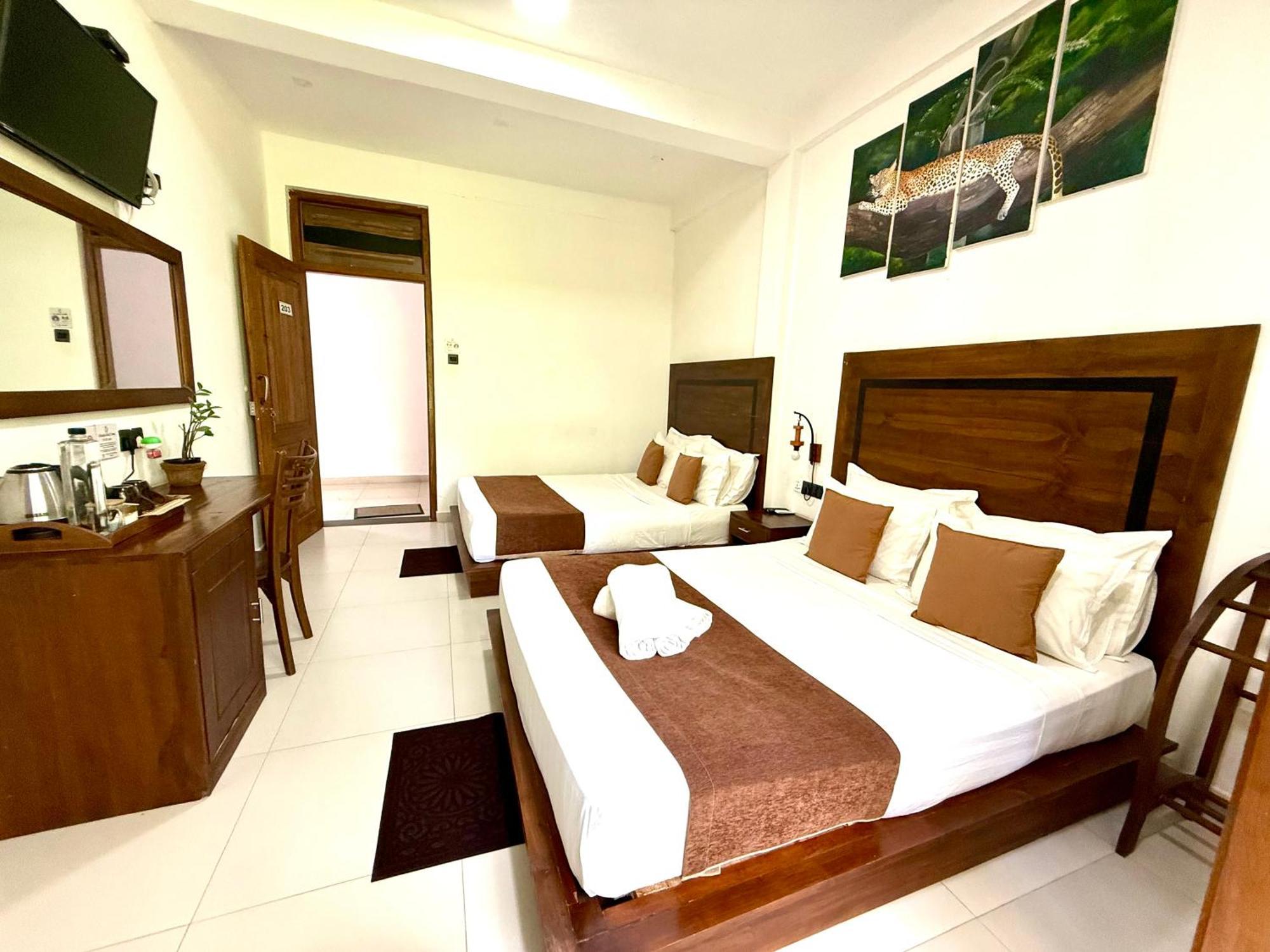 Divine Villa Anuradhapura Esterno foto